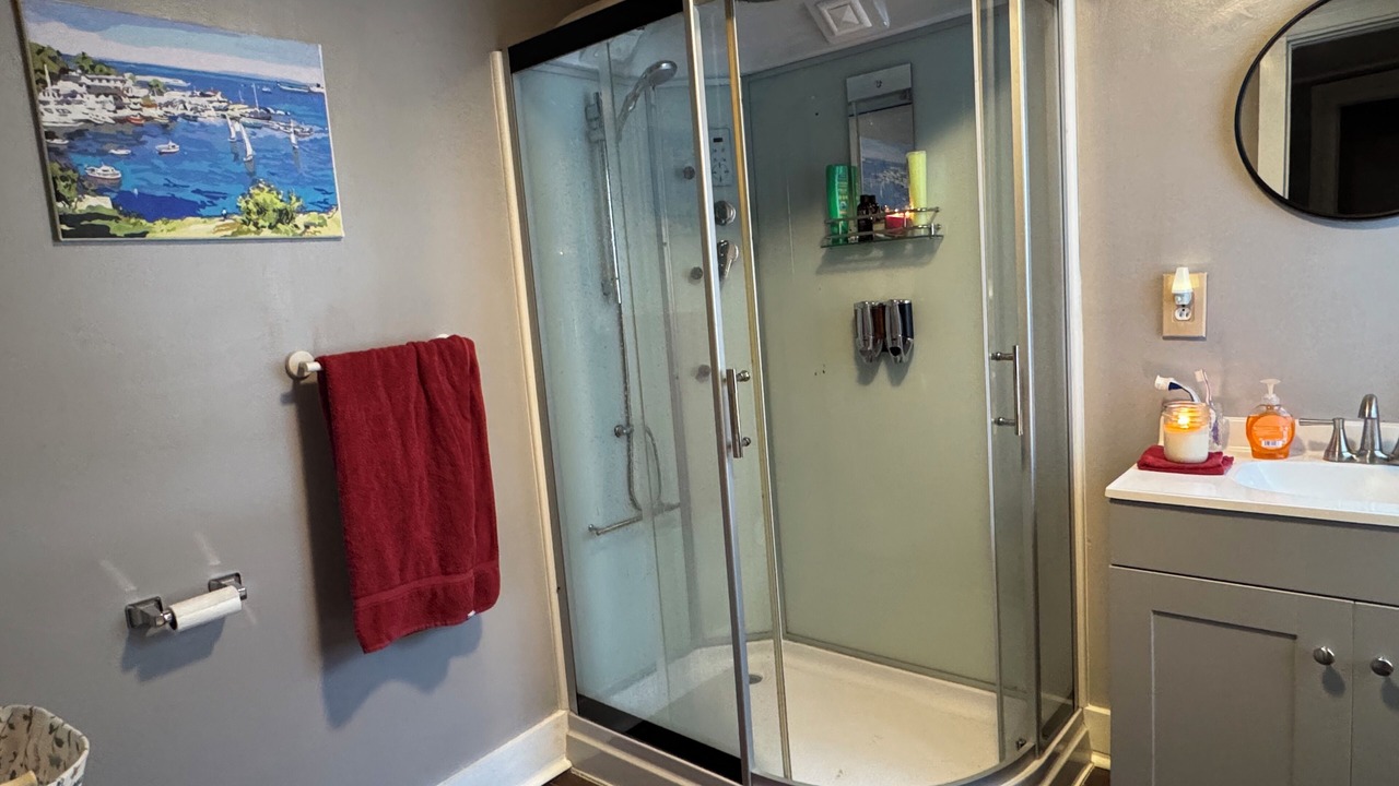 Photo of Bathroom in Oxbow