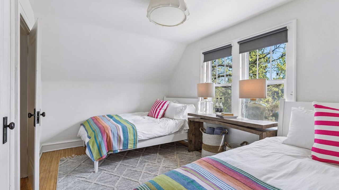 Photo of Bedroom in Linden Hills