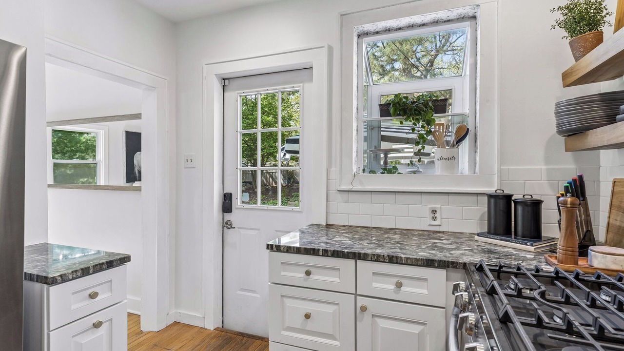 Photo of Kitchen in Linden Hills