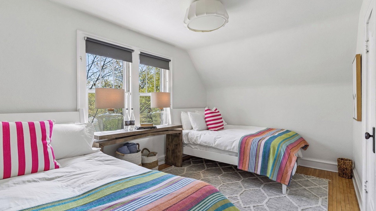 Photo of Bedroom in Linden Hills