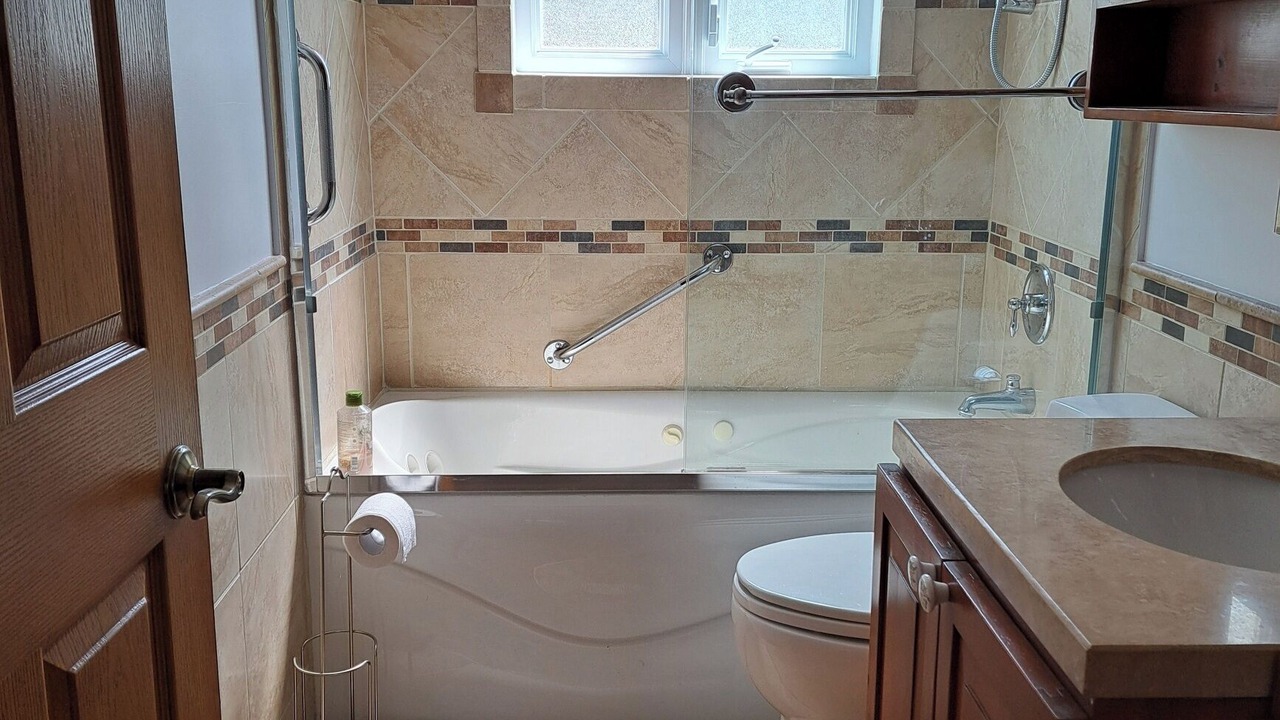 Photo of Bathroom in Saint-Alphonse-Rodriguez