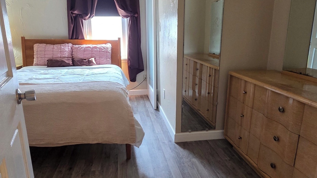 Photo of Bedroom in Powderhorn