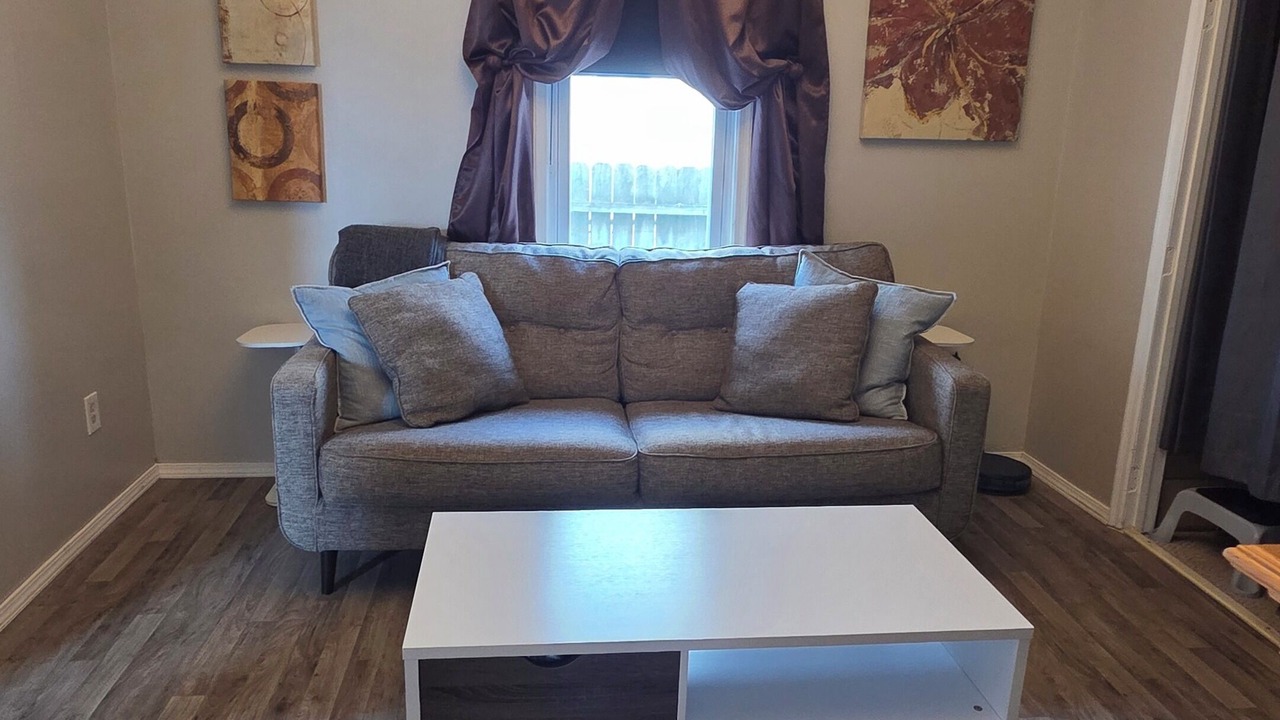 Photo of Livingroom in Powderhorn