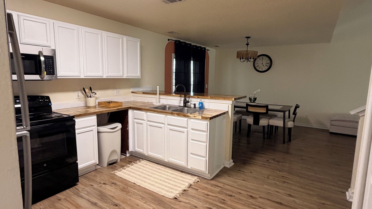 Photo of Kitchen in Port Wentworth