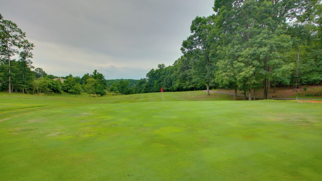Photo of Others in Huddleston