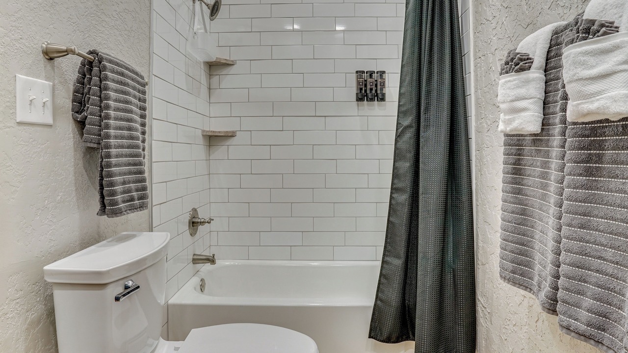 Photo of Bathroom in Burkburnett