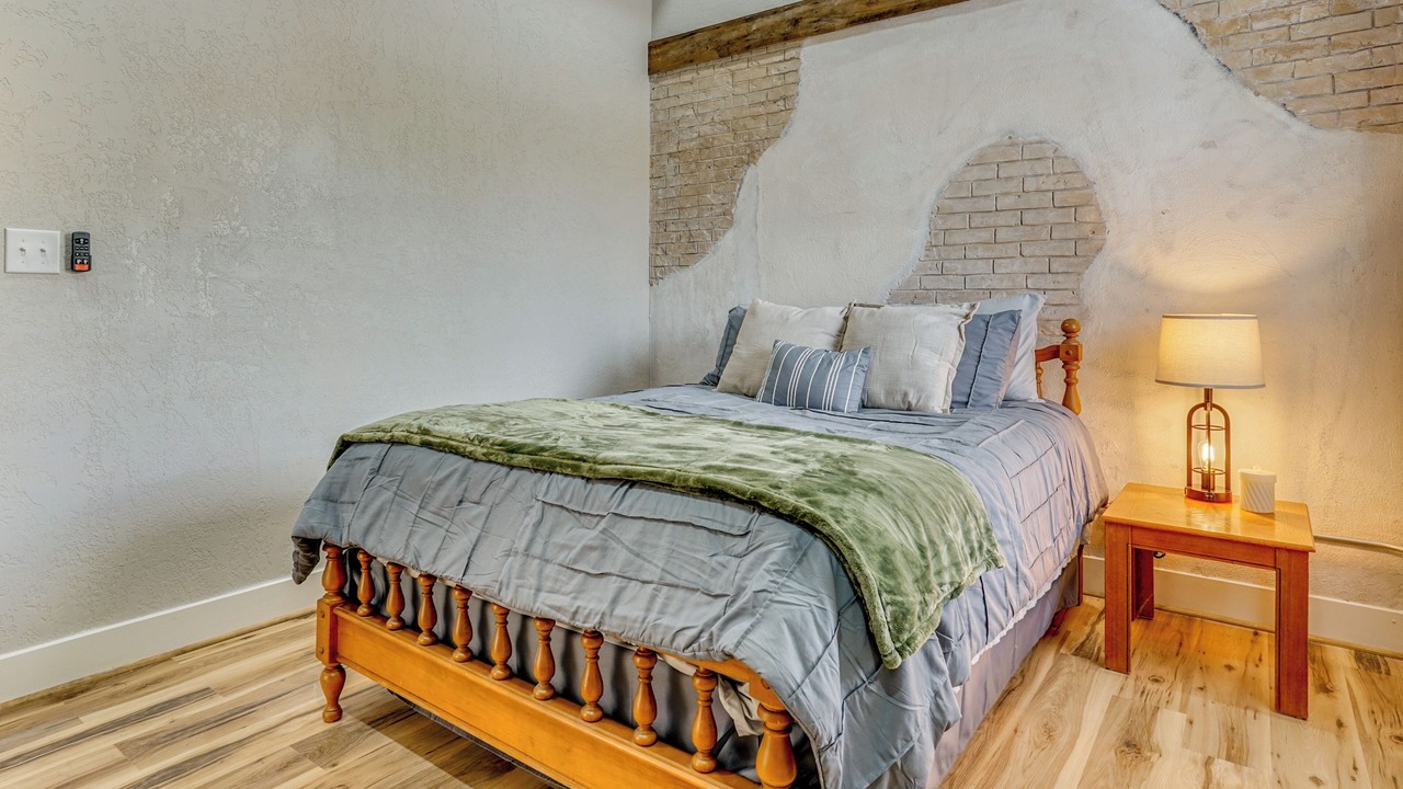 Photo of Bedroom in Burkburnett