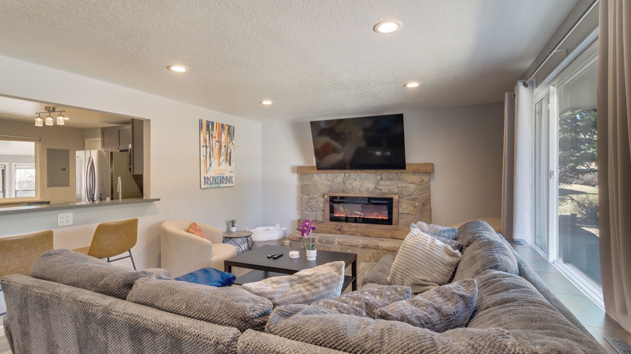 Photo of Livingroom in Lamar Heights Area