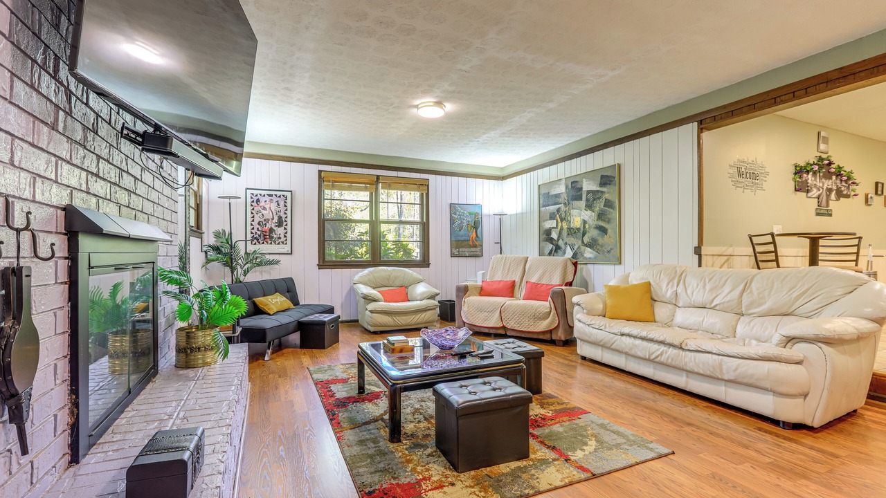 Photo of Bedroom in Addison Heights