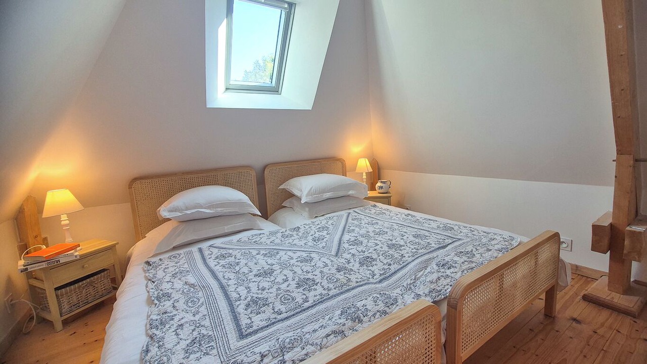 Photo of Bedroom in Genneville