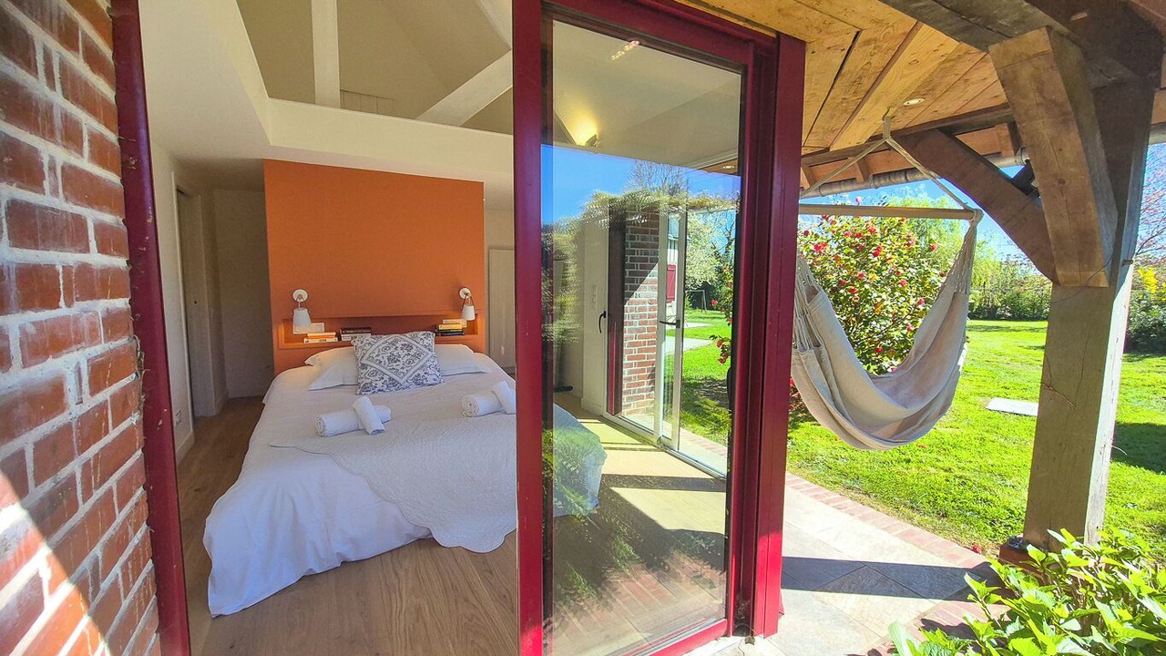 Photo of Bedroom in Genneville