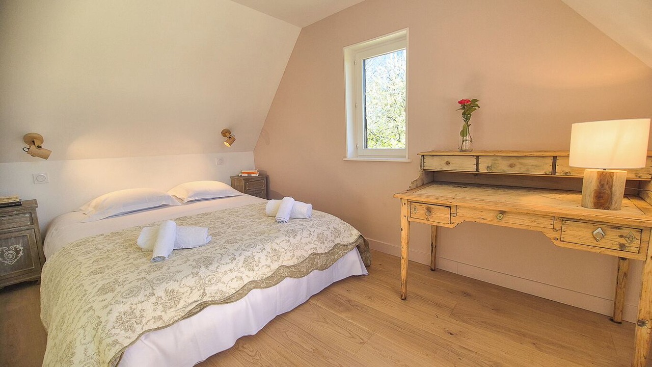 Photo of Bedroom in Genneville