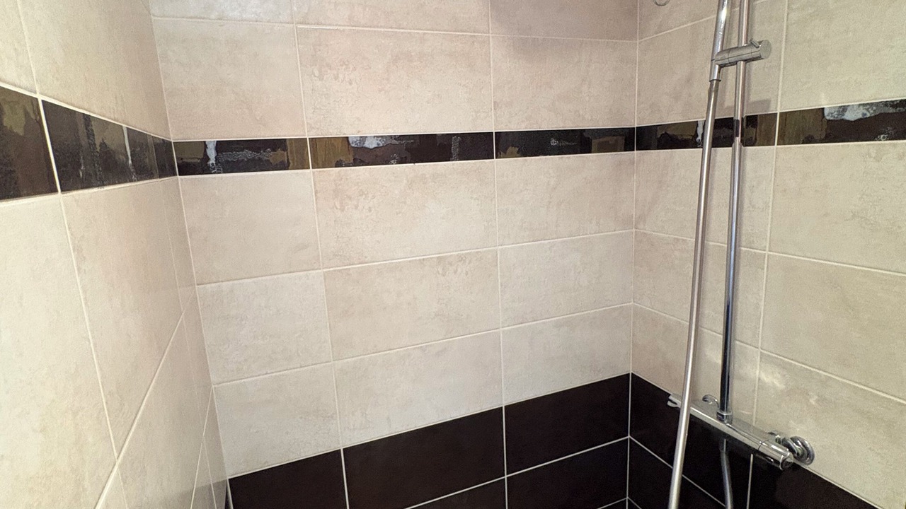 Photo of Bathroom in Hures-la-Parade