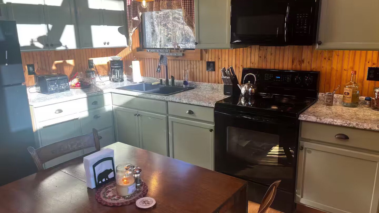 Photo of Kitchen in Alton