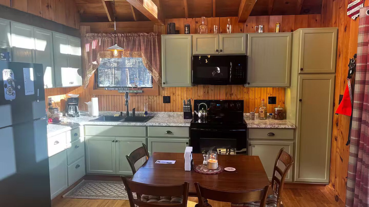 Photo of Kitchen in Alton