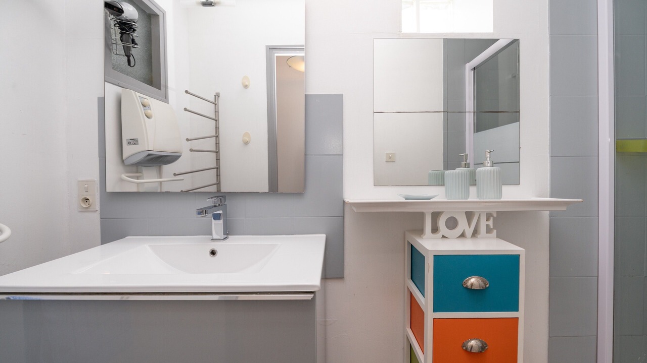 Photo of Bathroom in Penvins