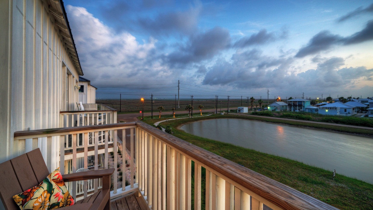 Photo of Patio Balcony in Cinnamon Shore