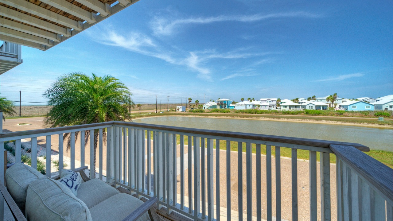 Photo of Patio Balcony in Cinnamon Shore