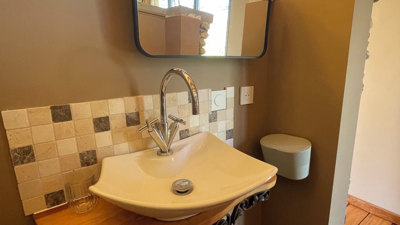 Photo of Bathroom in Le Puy-Sainte-Reparade