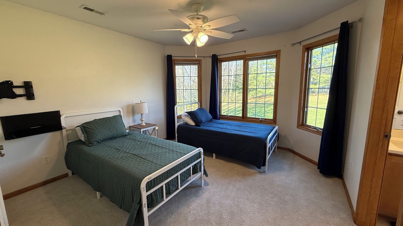 Photo of Bedroom in Saylorville