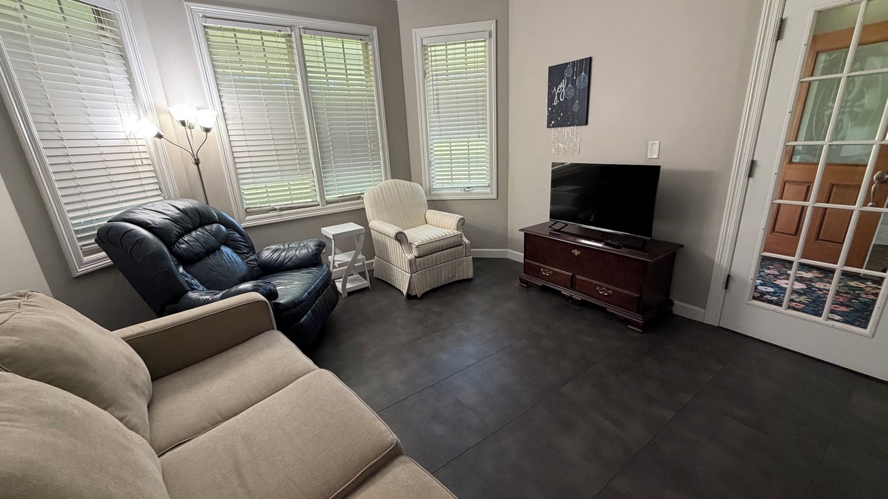 Photo of Livingroom in Saylorville