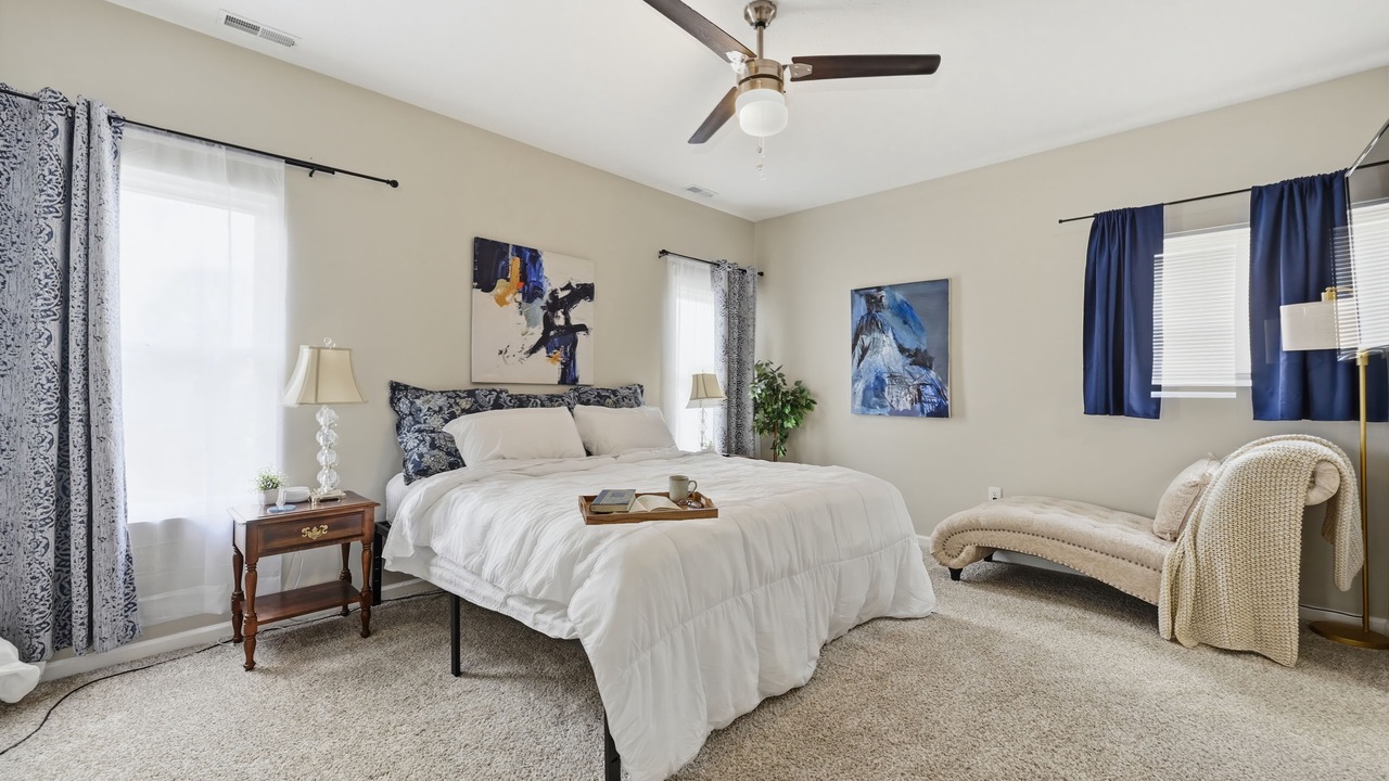 Photo of Bedroom in Fountain Square