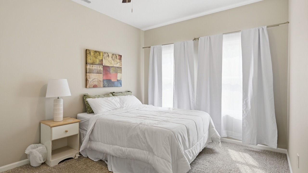 Photo of Bedroom in Fountain Square