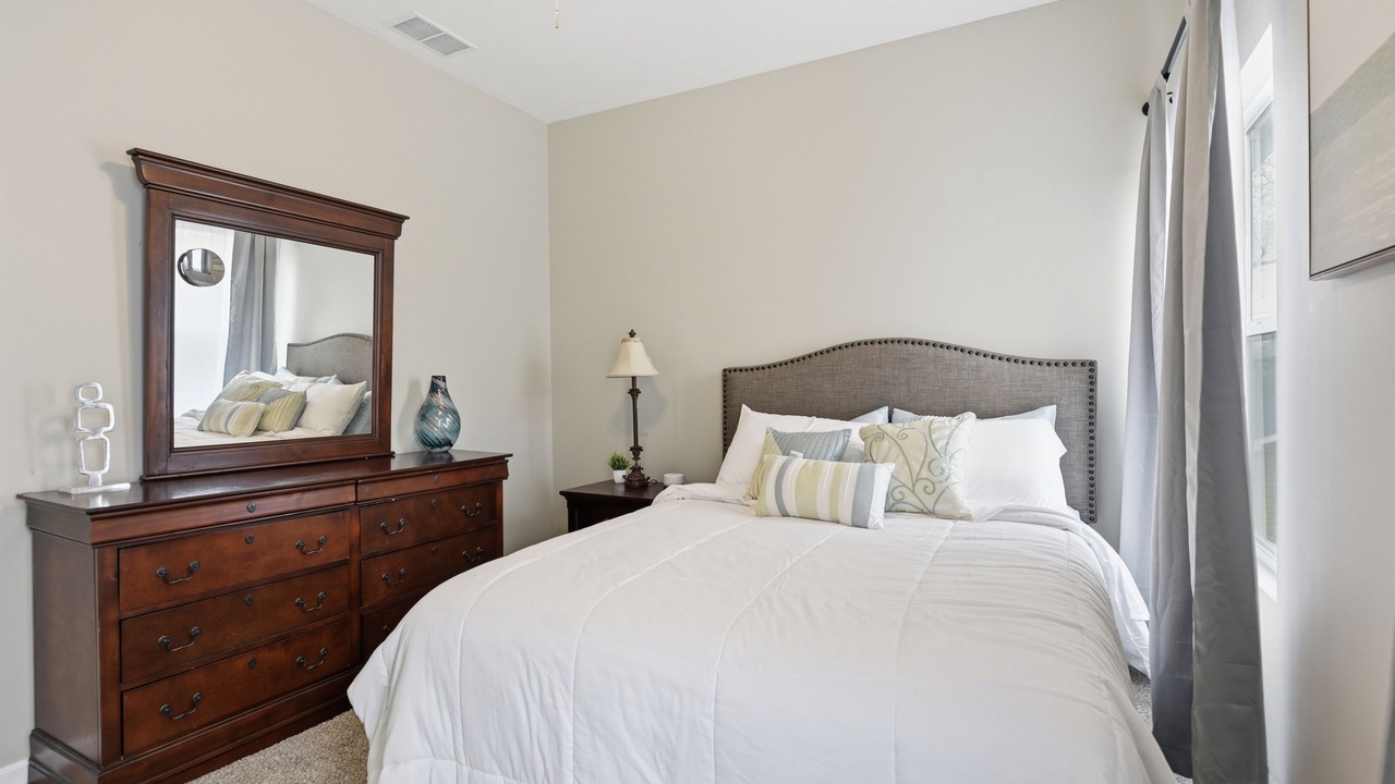 Photo of Bedroom in Fountain Square