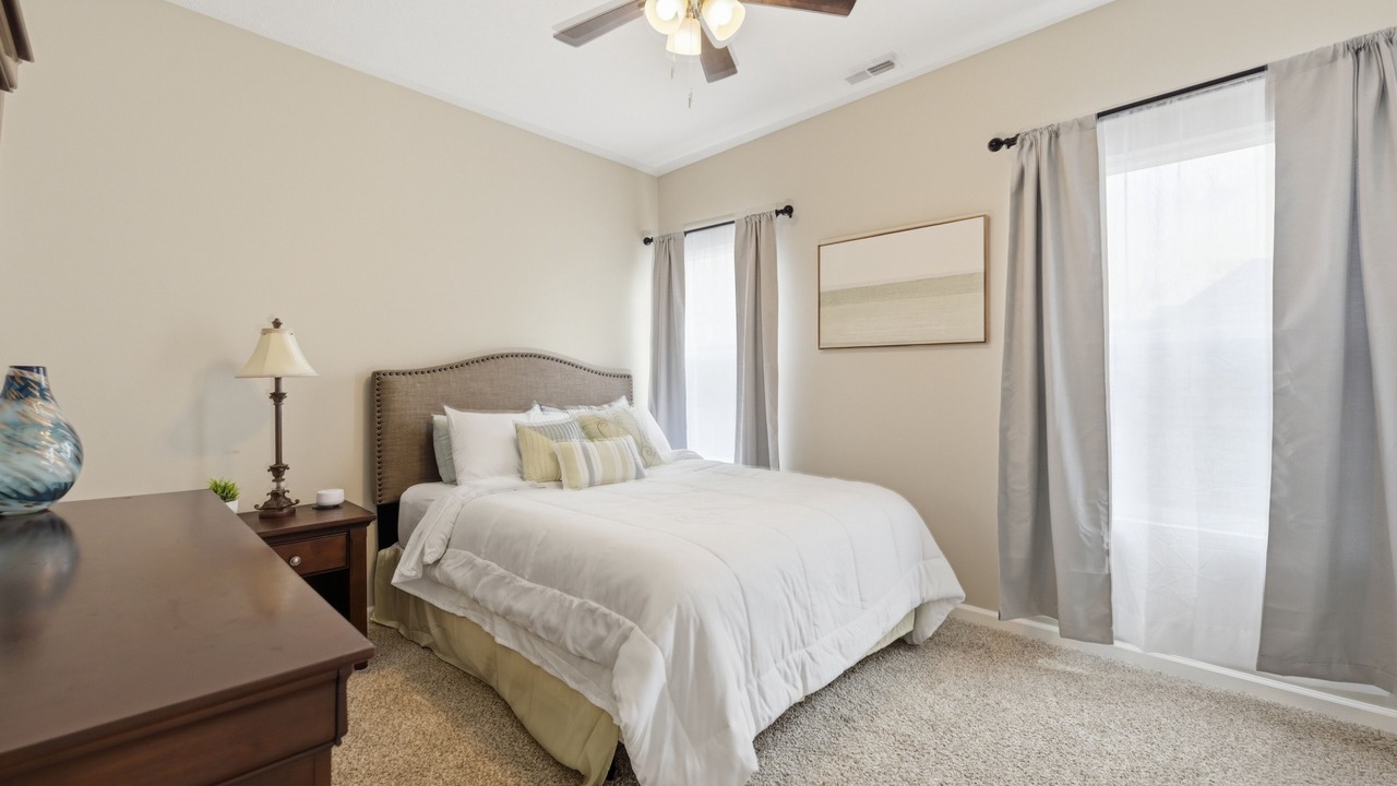 Photo of Bedroom in Fountain Square