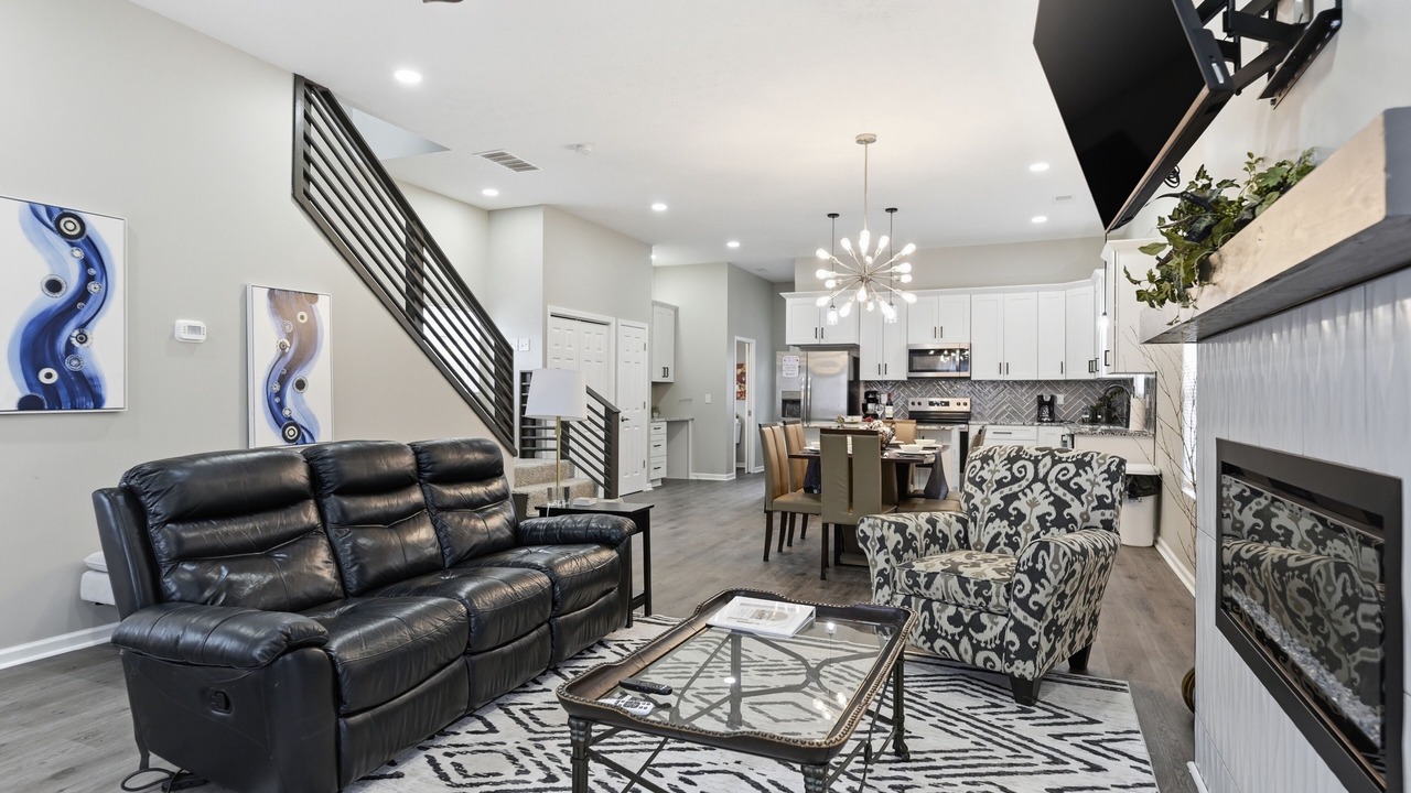 Photo of Livingroom in Fountain Square