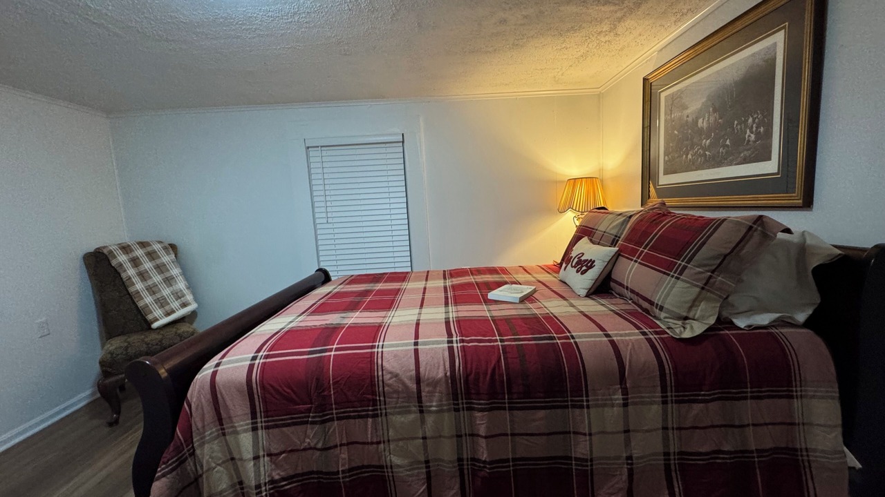Photo of Bedroom in New Boston