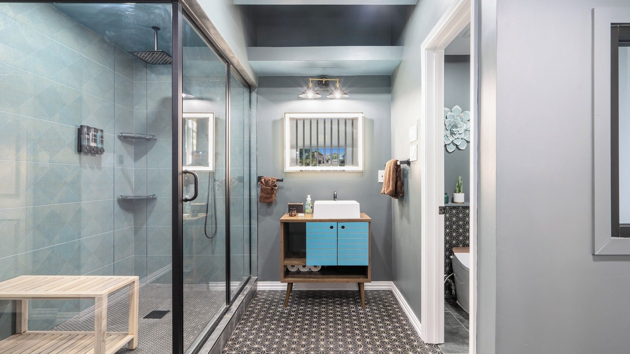 Photo of Bathroom in Allen