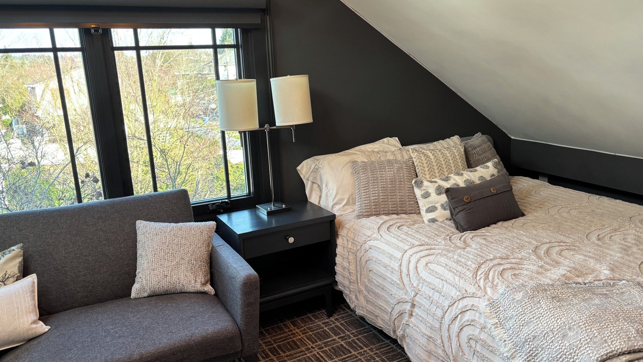 Photo of Bedroom in Green Lake