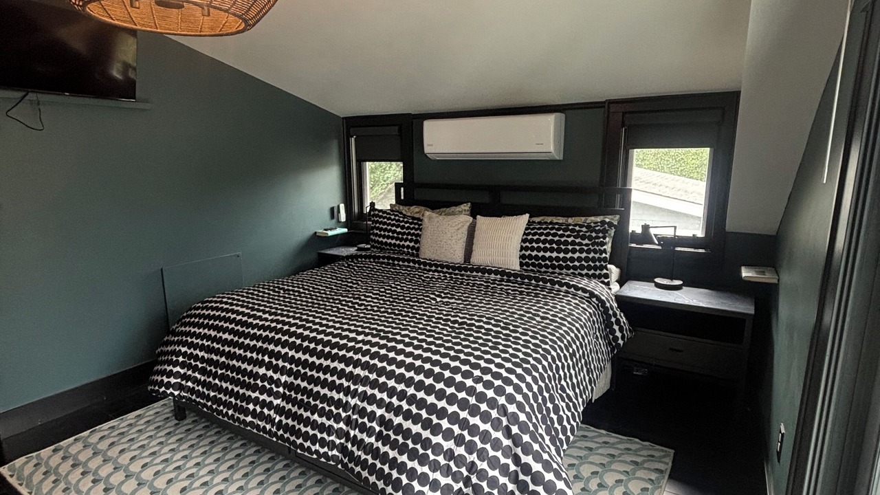 Photo of Bedroom in Green Lake