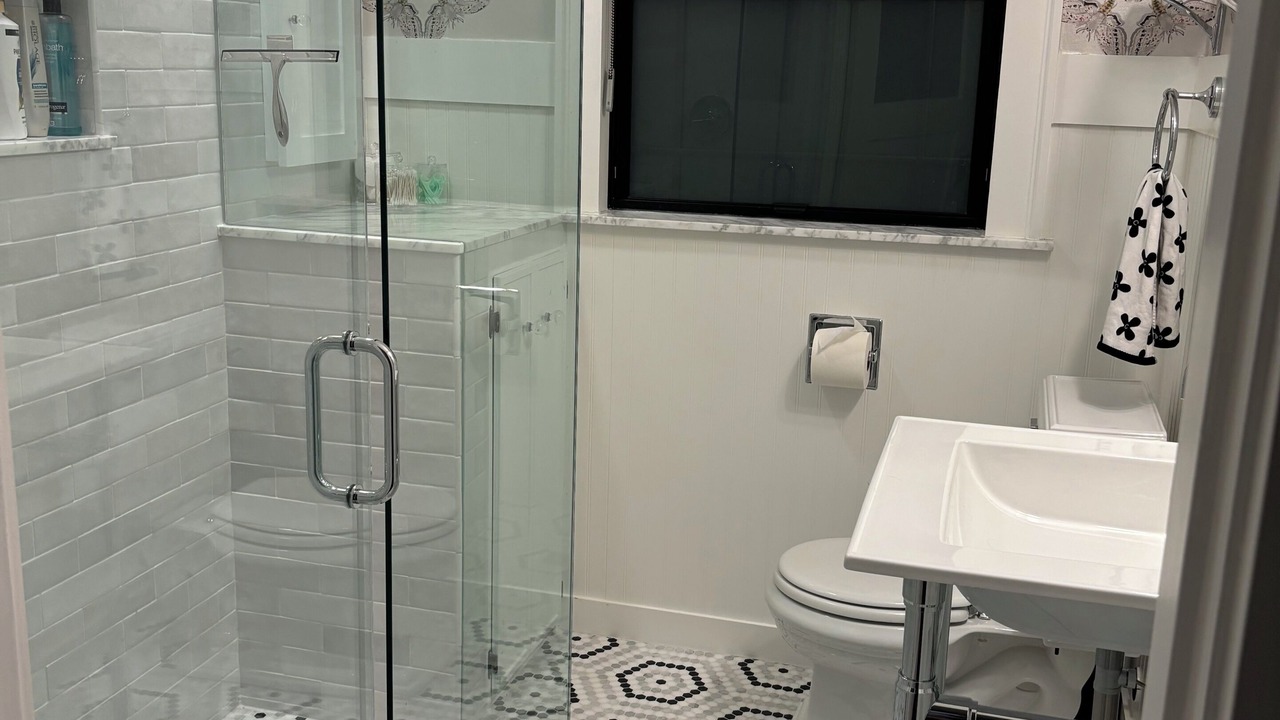 Photo of Bathroom in Green Lake