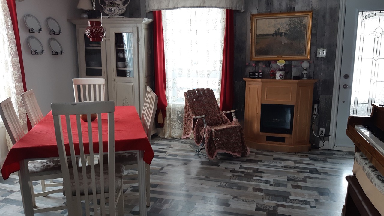 Photo of Others in Maria-Chapdelaine