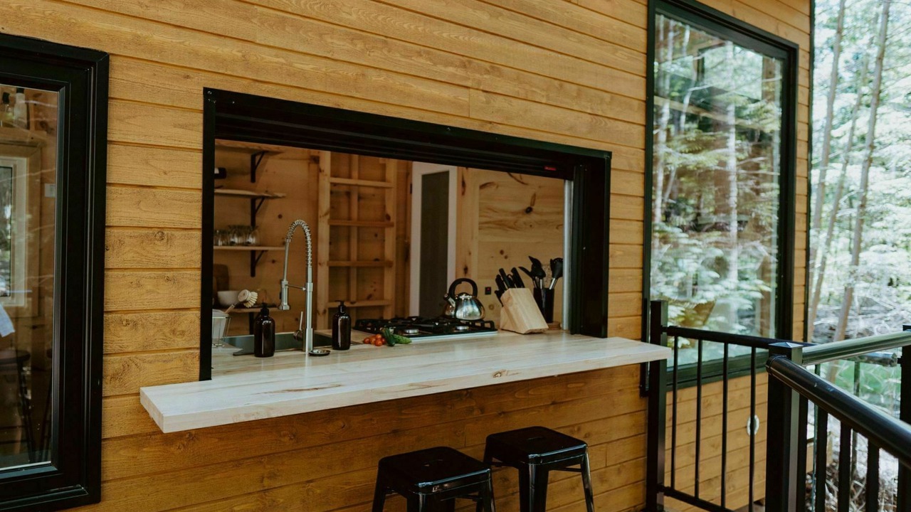 Photo of Kitchen in Dysart et al