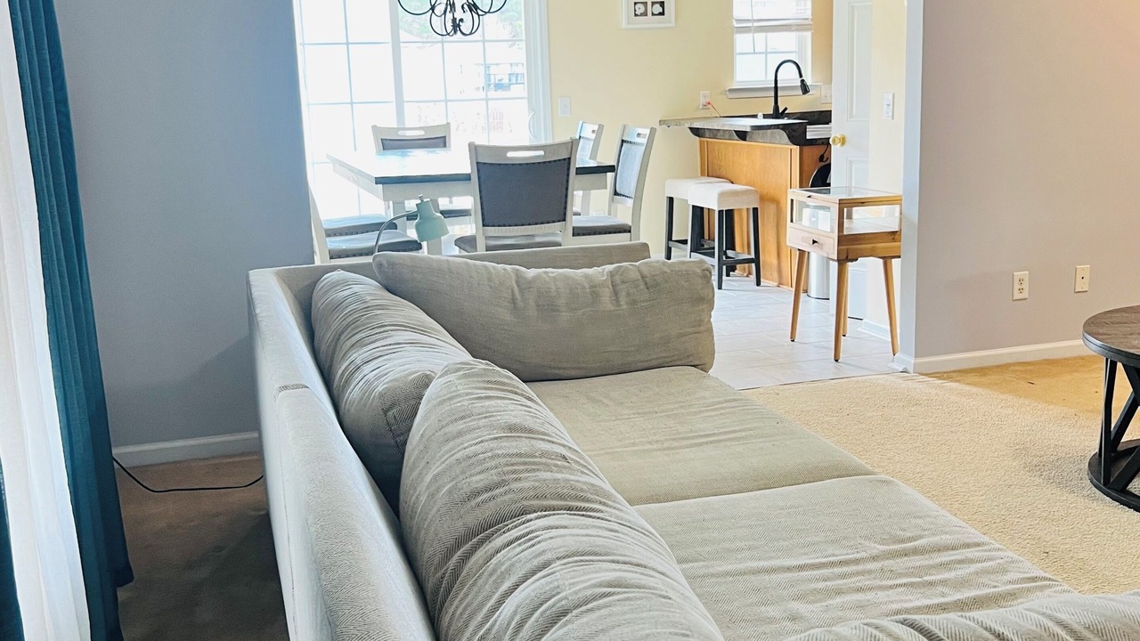 Photo of Livingroom in Port Wentworth