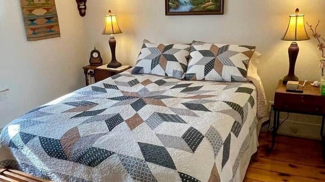 Photo of Bedroom in Spencer