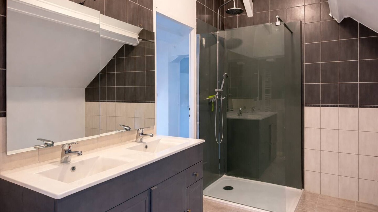Photo of Bathroom in Urt
