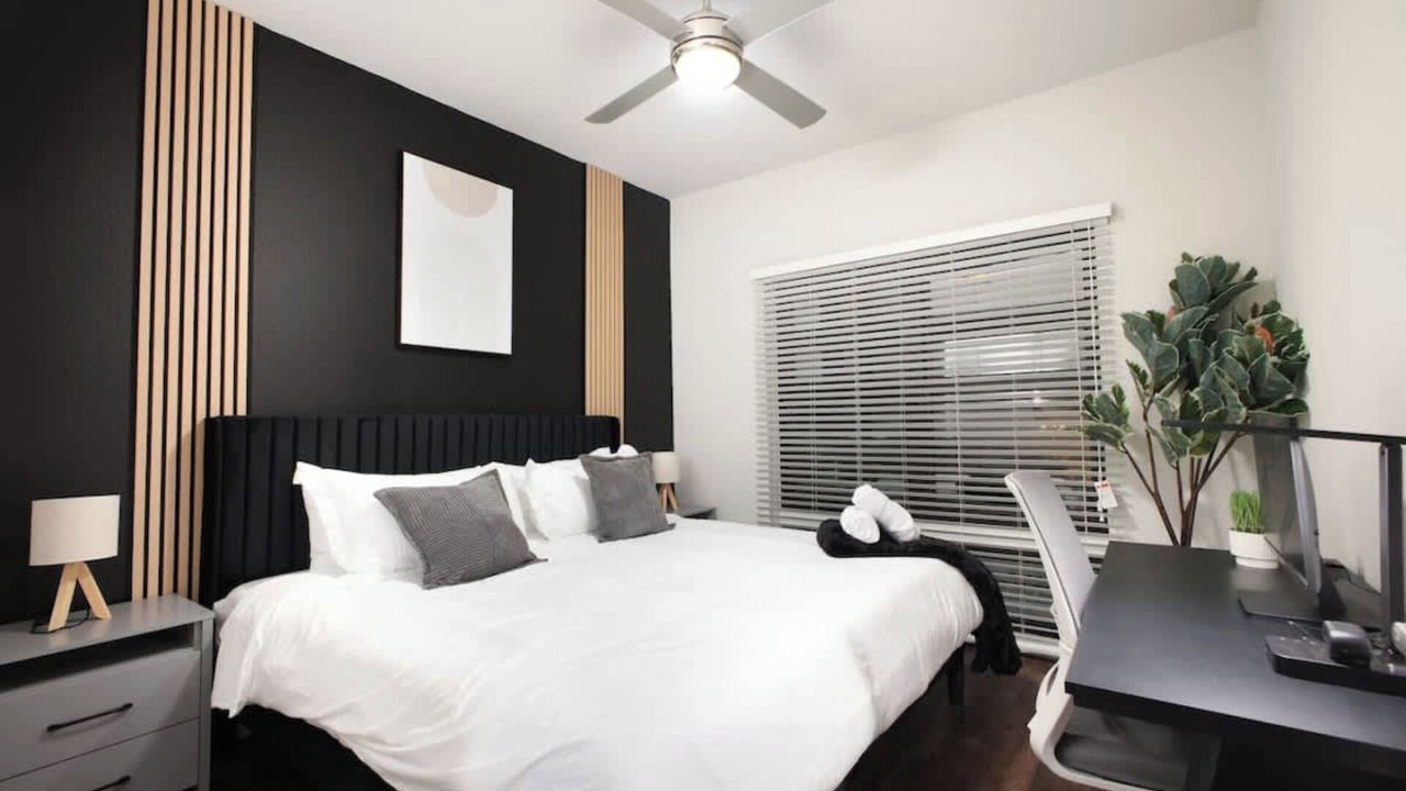 Photo of Bedroom in Southtown