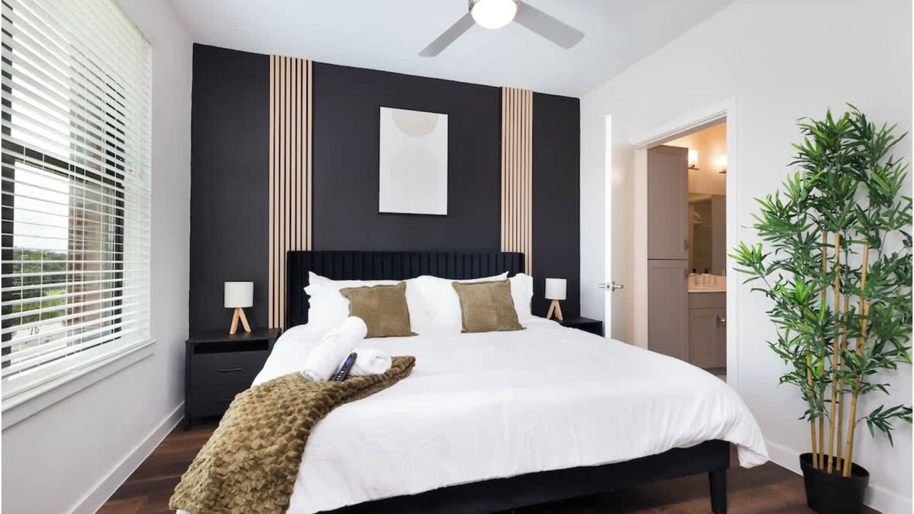 Photo of Bedroom in Southtown