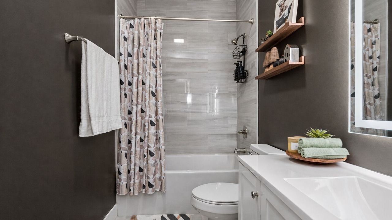 Photo of Bathroom in Near Northside