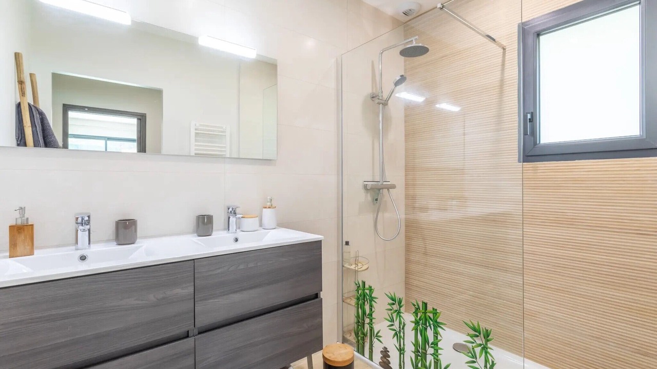 Photo of Bathroom in Treilles