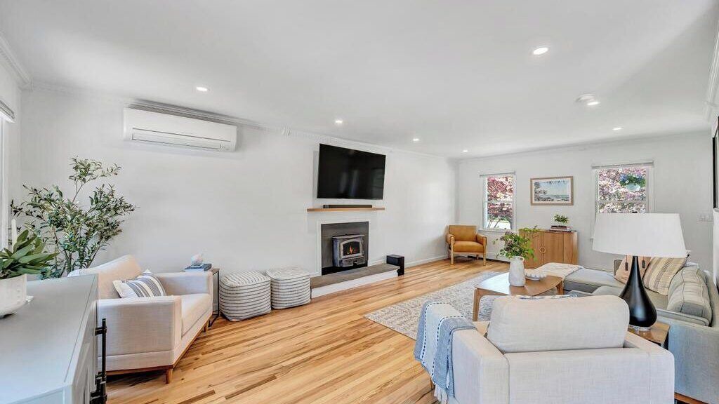 Photo of Livingroom in Greenport West