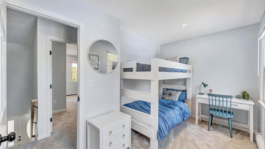 Photo of Bedroom in Greenport West