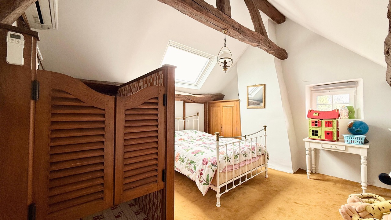 Photo of Bedroom in Nanteau-sur-Lunain