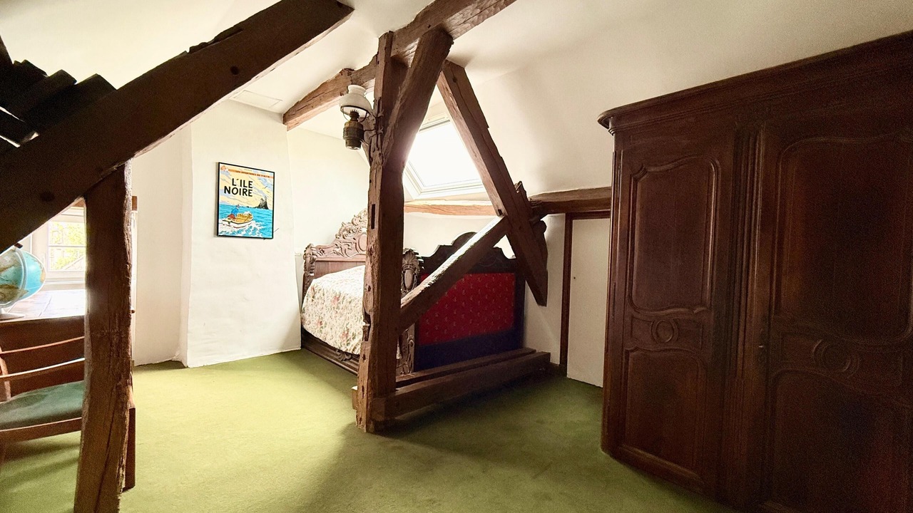 Photo of Bedroom in Nanteau-sur-Lunain
