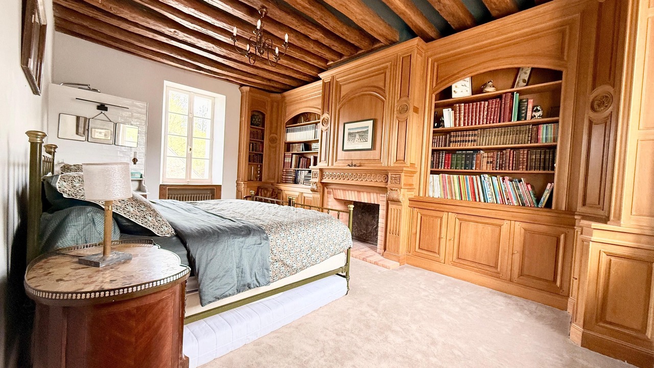 Photo of Bedroom in Nanteau-sur-Lunain
