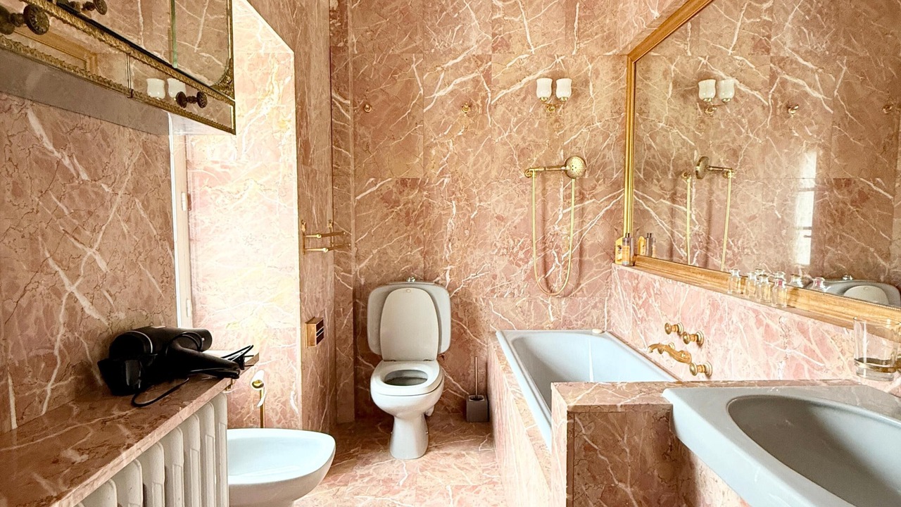 Photo of Bathroom in Nanteau-sur-Lunain